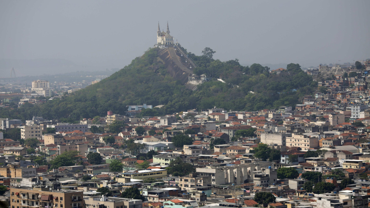 Pelo menos 7 mortes em operação contra &quot;Comando Vermelho&quot; no Rio