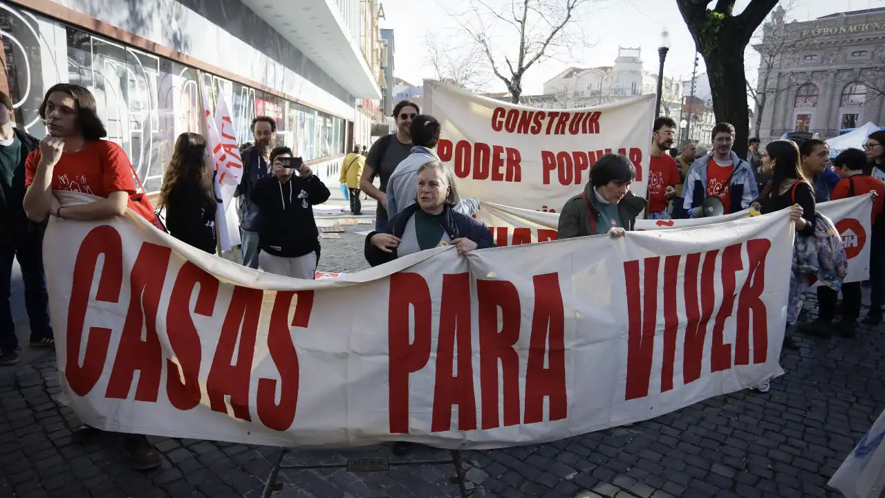 Casa Para Viver volta à rua porque crise na habitação está "a agravar-se"