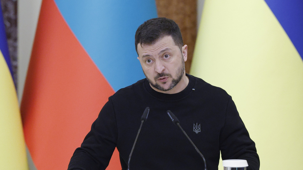 Zelensky afirma que não &quot;haverá portos seguros&quot; para russos no Mar Negro