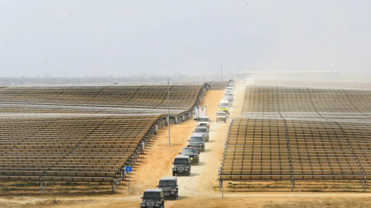 Mais de 500 mil painéis geram energia para quase um milhão de angolanos