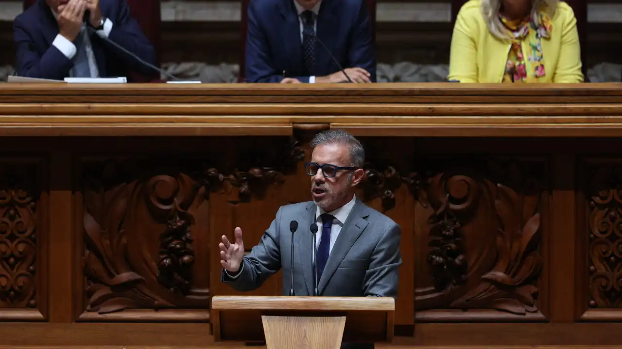 Pedro Duarte faz pedido no parlamento: "Deixem-nos continuar a governar"