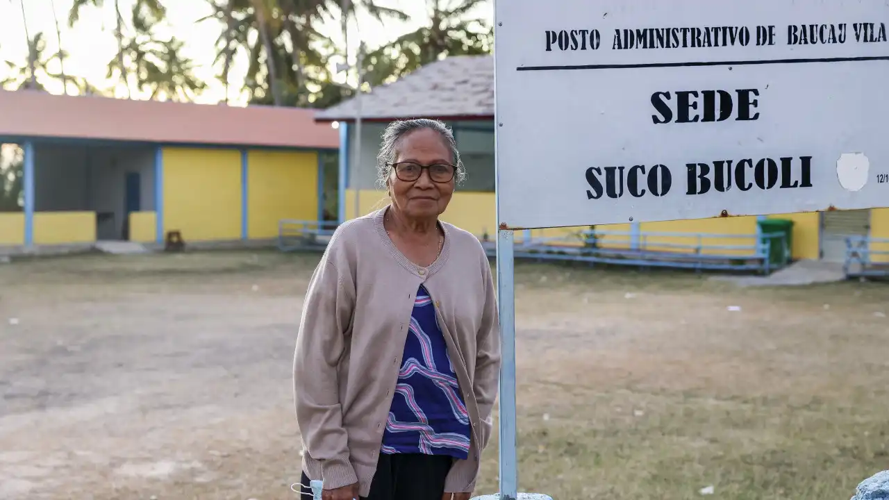 Chefe de suco há 18 anos, Teresa Reis garante paz com regulamento interno