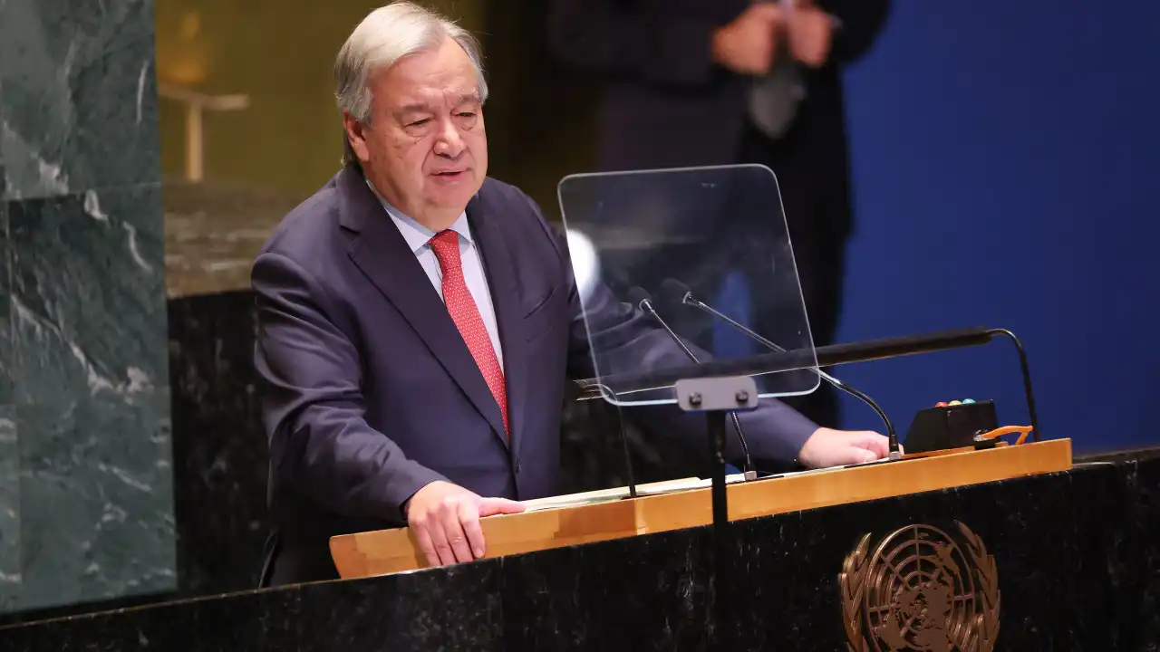 Guterres alerta para "ameaças" geradas pela crise climática e tecnologias