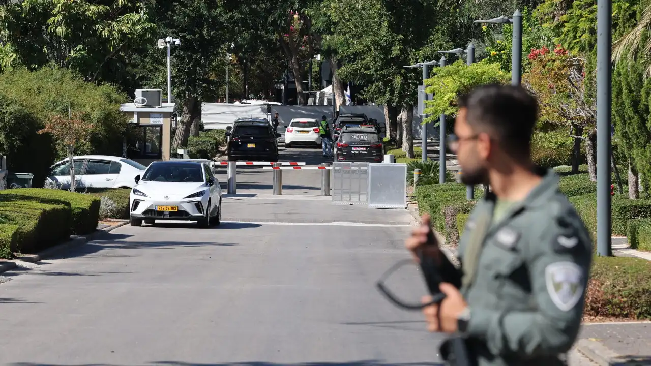 Ministro israelita responsabiliza Irão por ataque a casa de Netanyahu