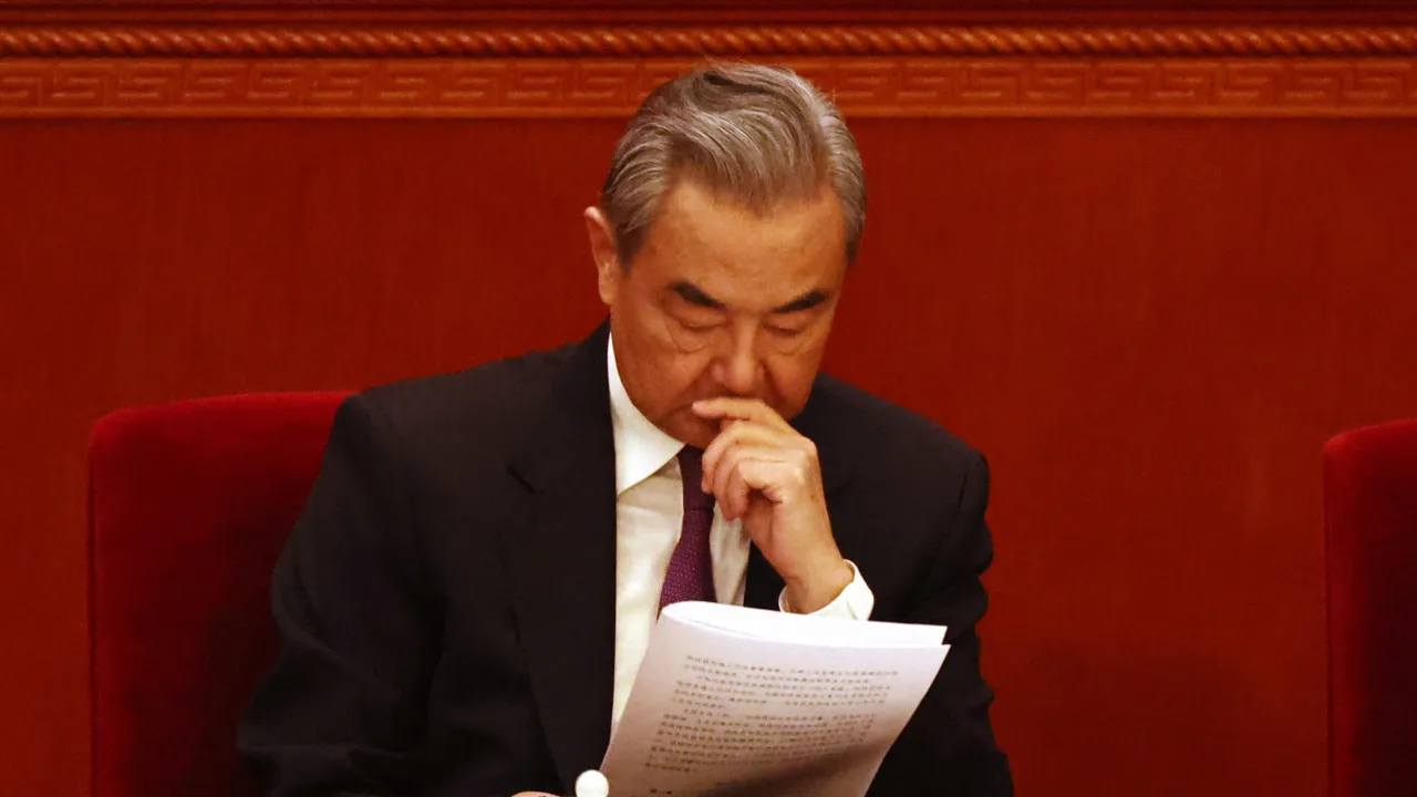 China alerta Riade para "consequências graves" caso guerra se intensifique