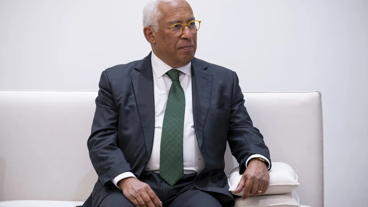 Costa condena "ataque hediondo" da Rússia que fez 16 mortos na Ucrânia