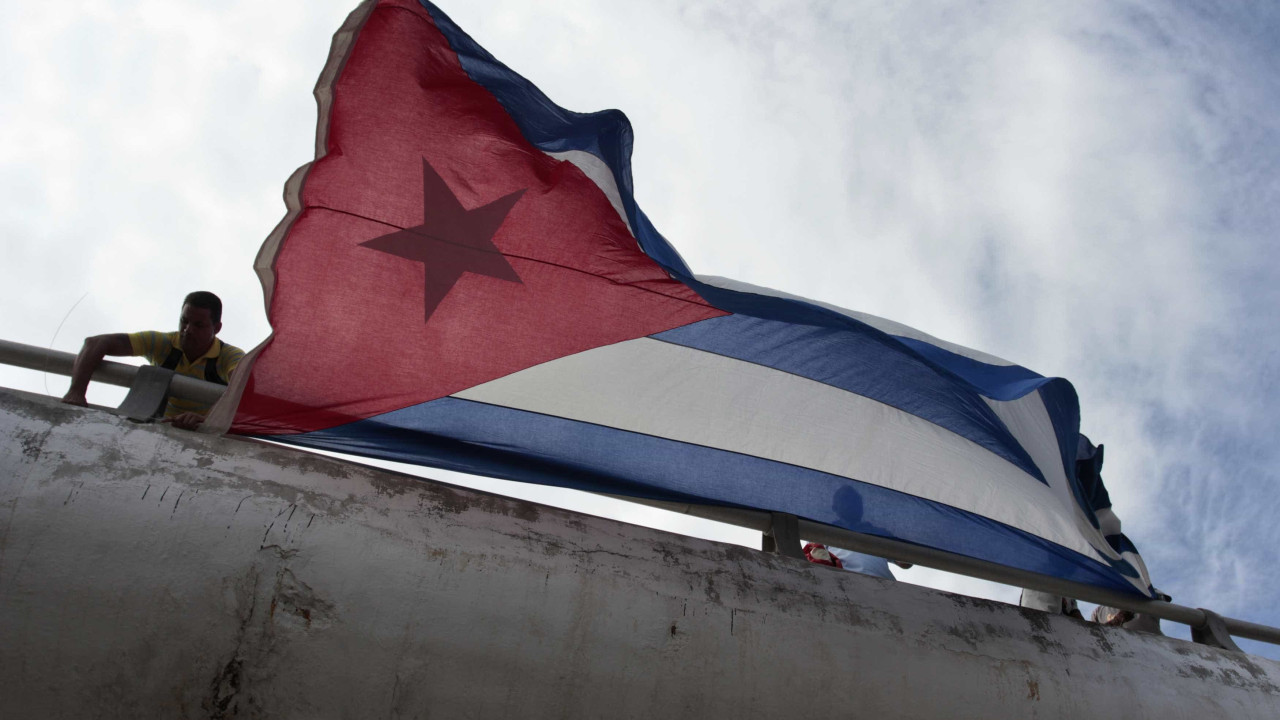 1.º de Maio. Milhares celebram em Cuba, a meio de crise