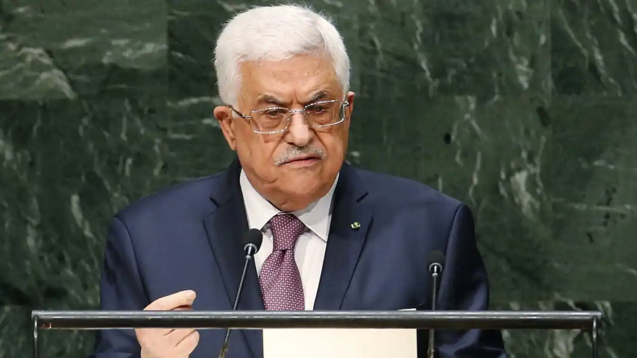 Abbas frisa que leis israelitas contra a UNRWA cruzam "linha vermelha"