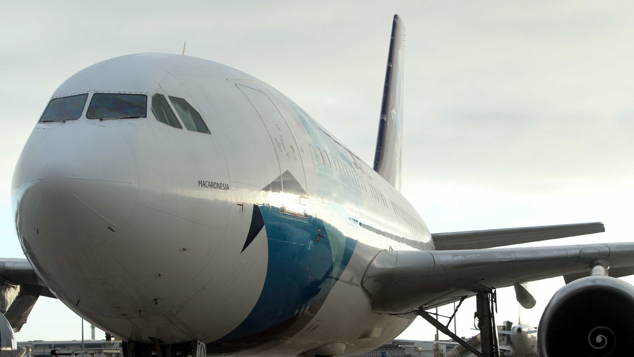 Aeronave da SATA parada há 2 semanas na ilha das Flores devido a avaria