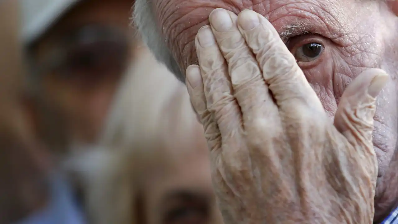 Reformados da SS recebem hoje pensão com bónus e acerto do IRS