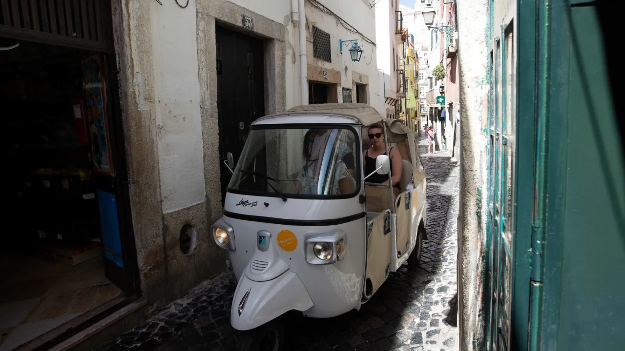 Lisboa multou em média quase 90 'tuk-tuk' por dia com as novas regras