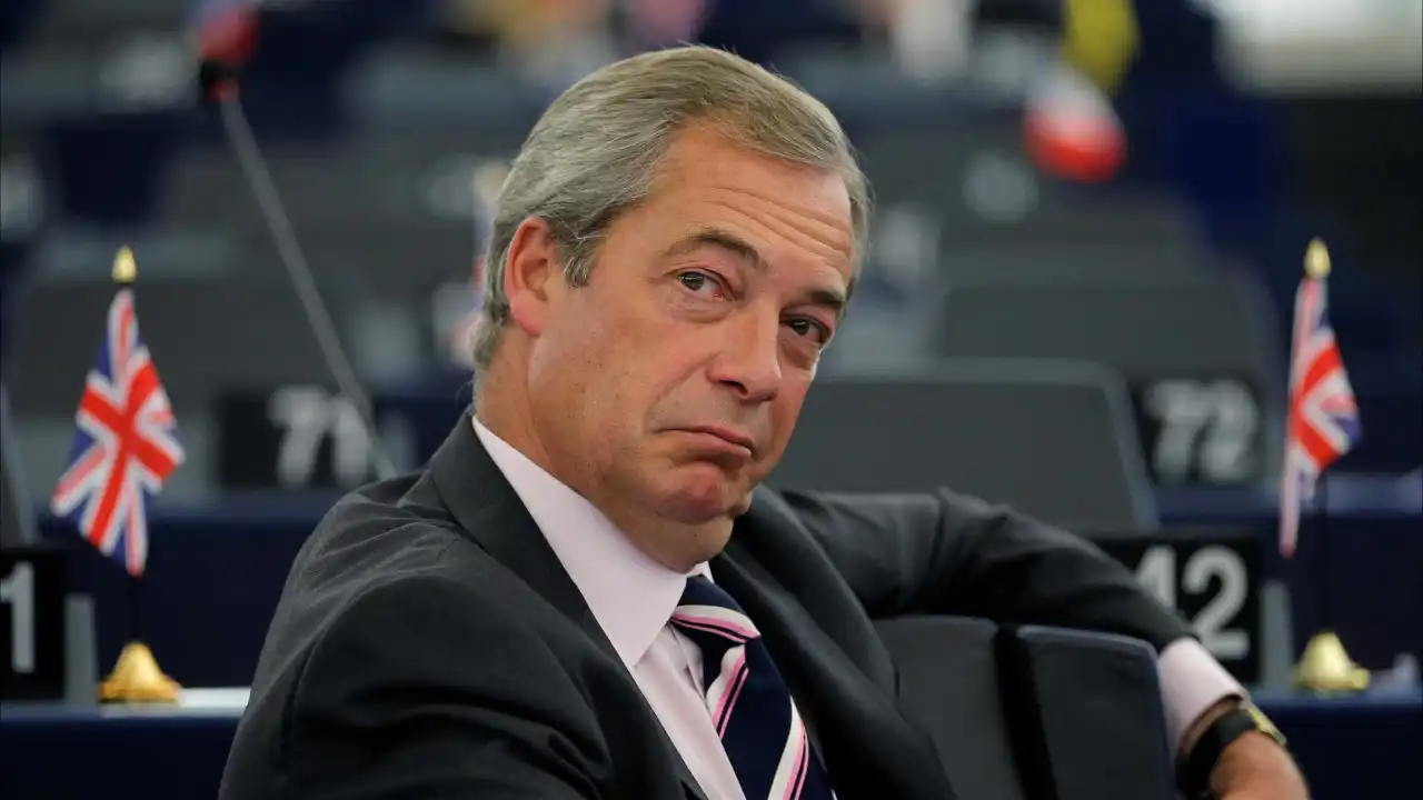 Farage aposta em autárquicas para ganhar legislativas no Reino Unido