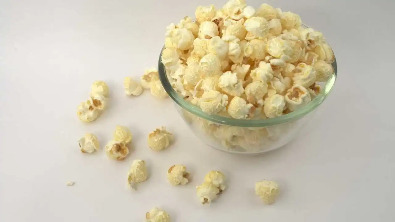 O tradicional snack de cinema pode ajudar a afugentar baratas