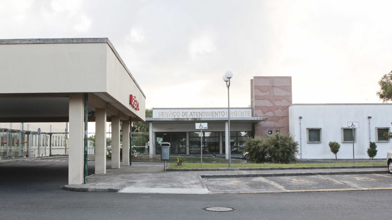 Criado grupo de trabalho para avaliar danos no hospital de Ponta Delgada