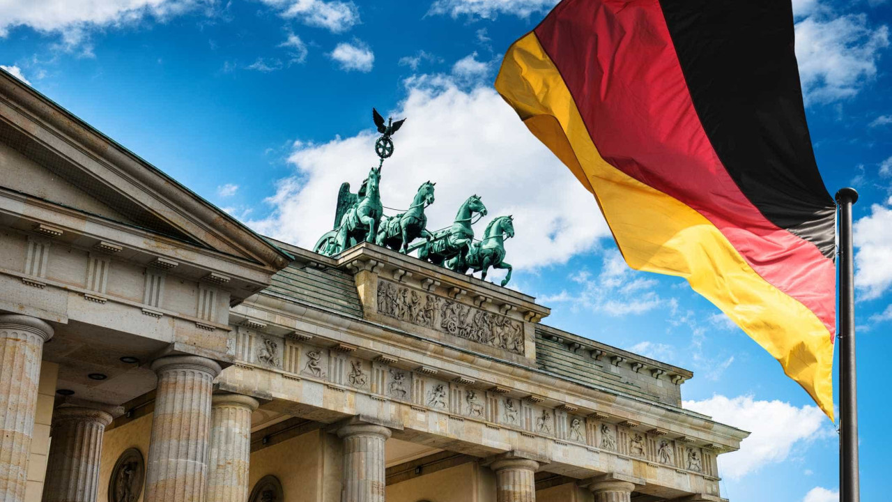 Die deutsche Wirtschaft bewegt sich in diesem Jahr um 0,4 % vom Wachstum in die Schrumpfung
