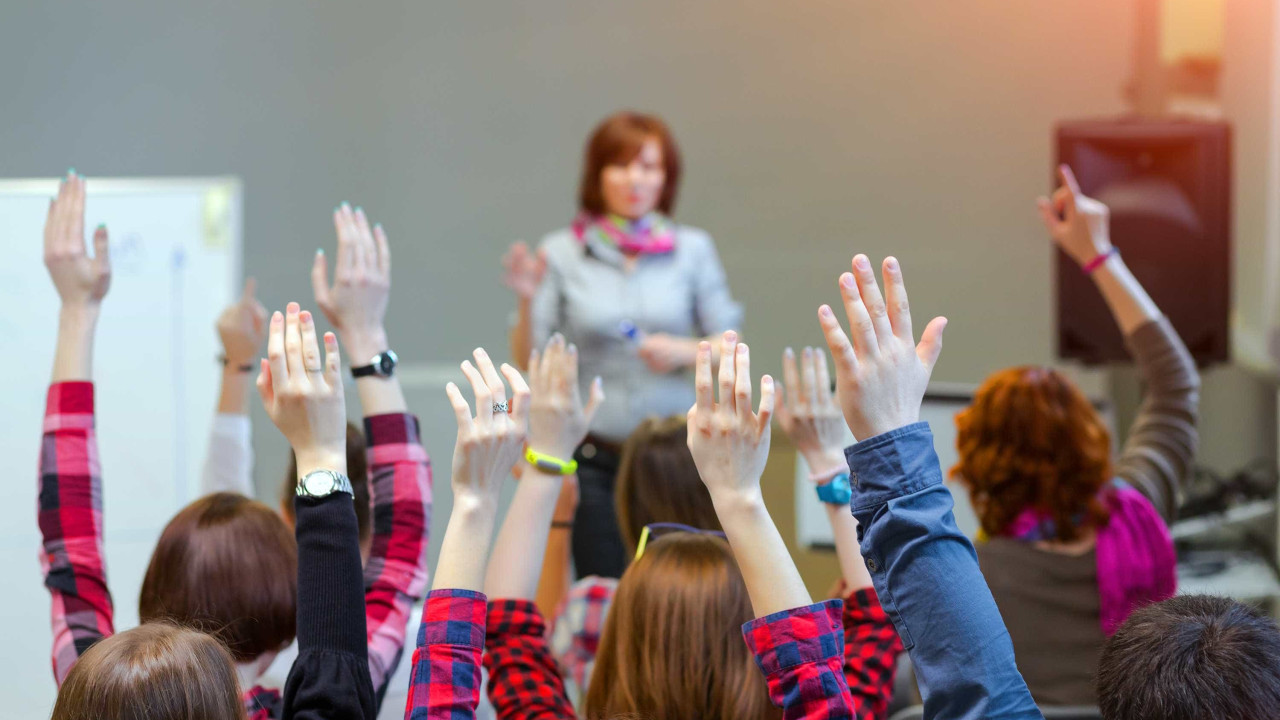 Notas em colégios são quase 2 valores mais altas que nas escolas públicas