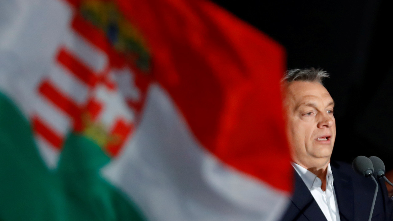 Orbán pede ao seu partido para mudar liderança de Bruxelas nas eleições