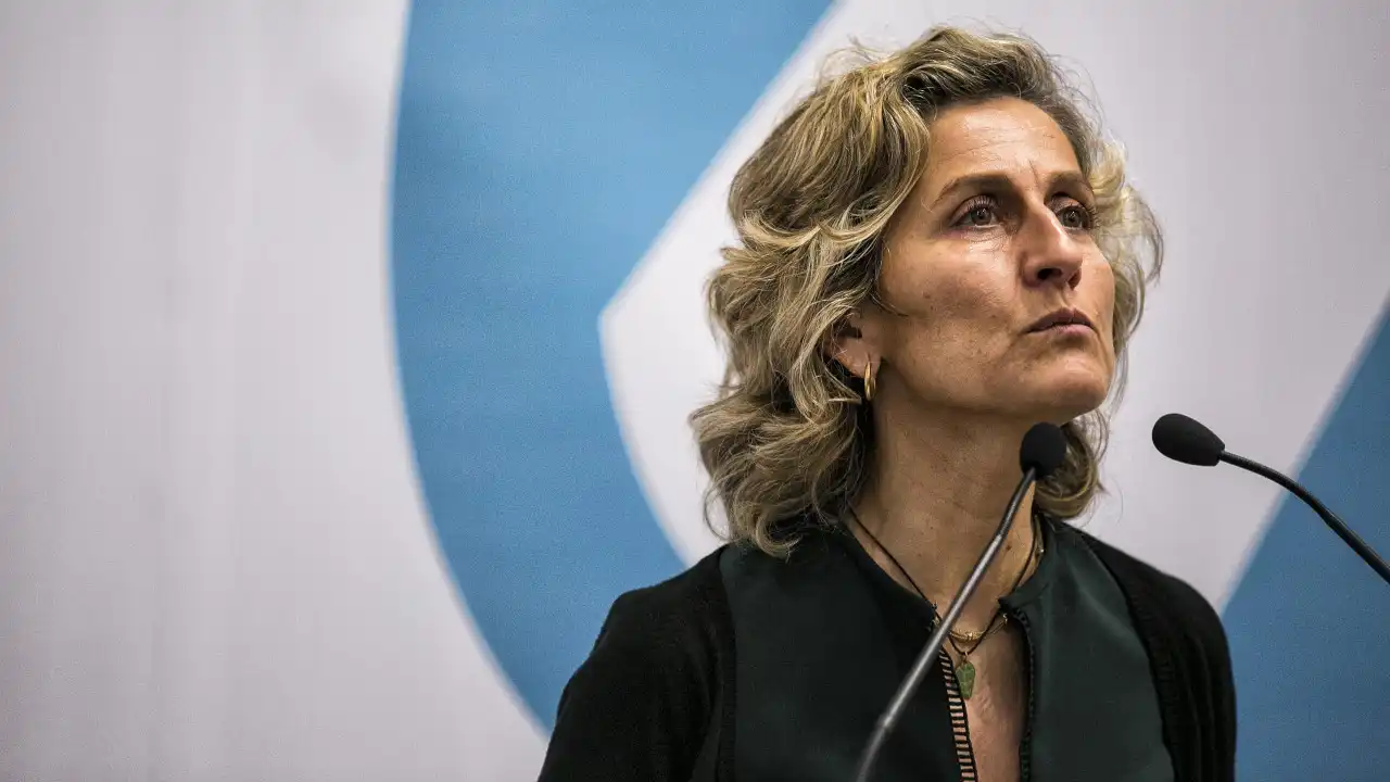 Ana Abrunhosa diz que ministra "é frágil". "Tem de atender o telefone"