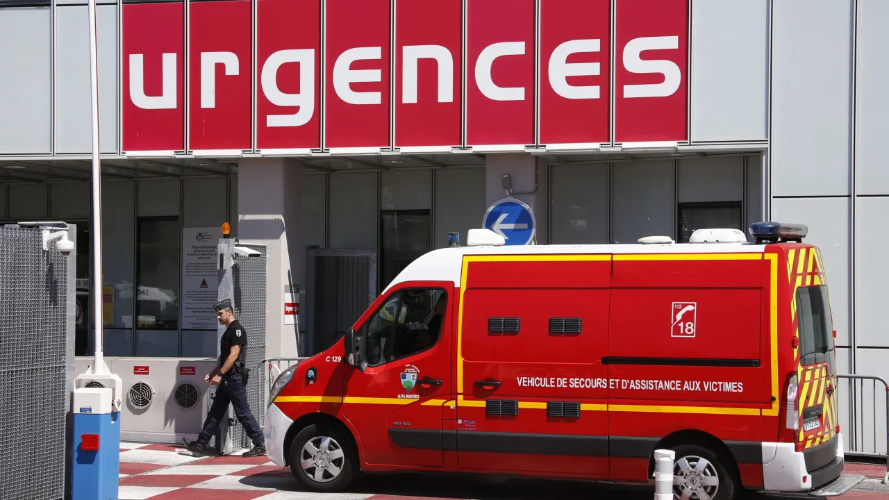 Paciente de 73 anos morre após cair do 6. º andar de um hospital em frança