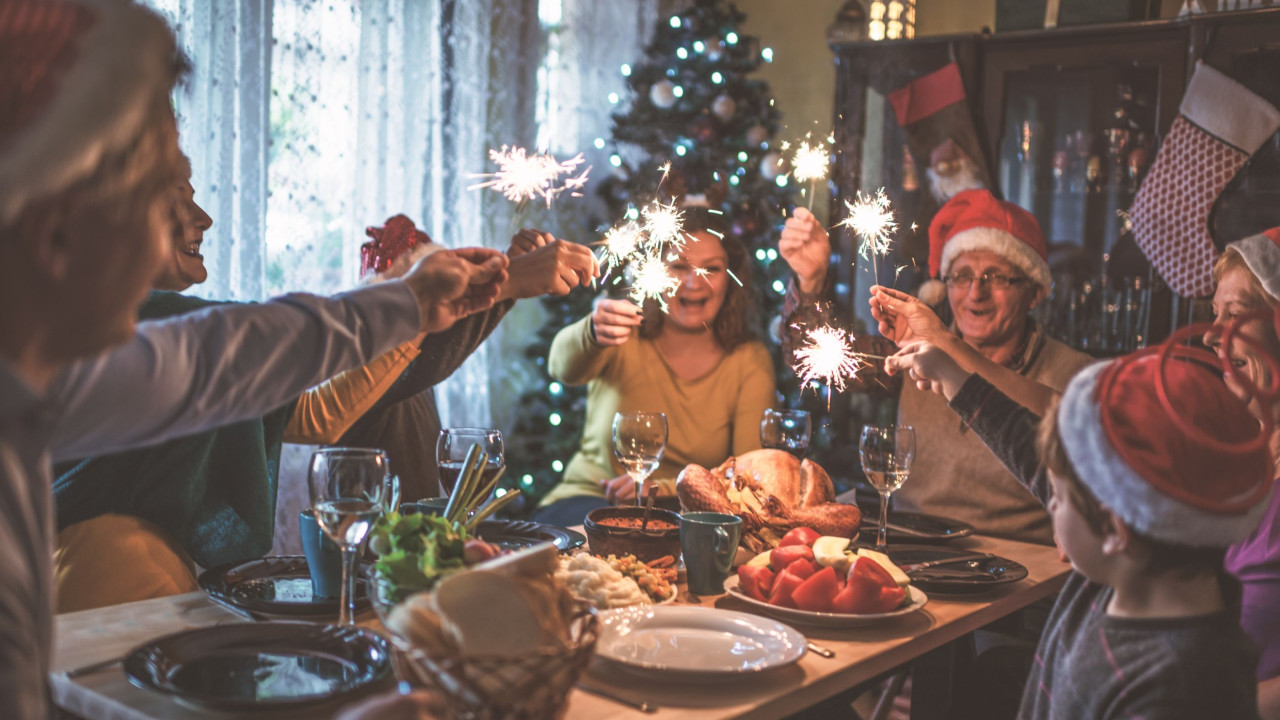 Há um mito que pode impactar a sua saúde mental no Natal. Ignore-o