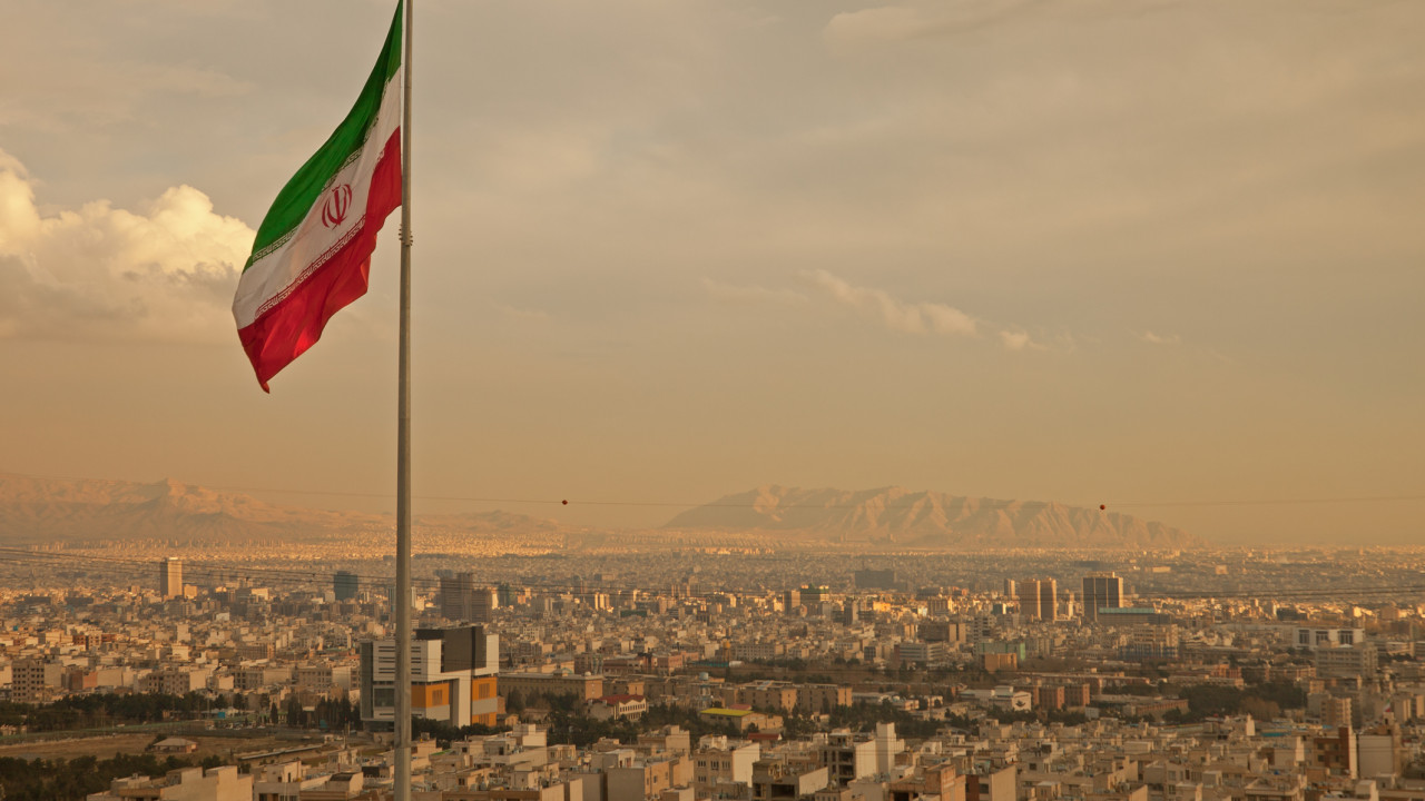 Un voyageur italien détenu à Téhéran parmi des manifestants arrêtés
