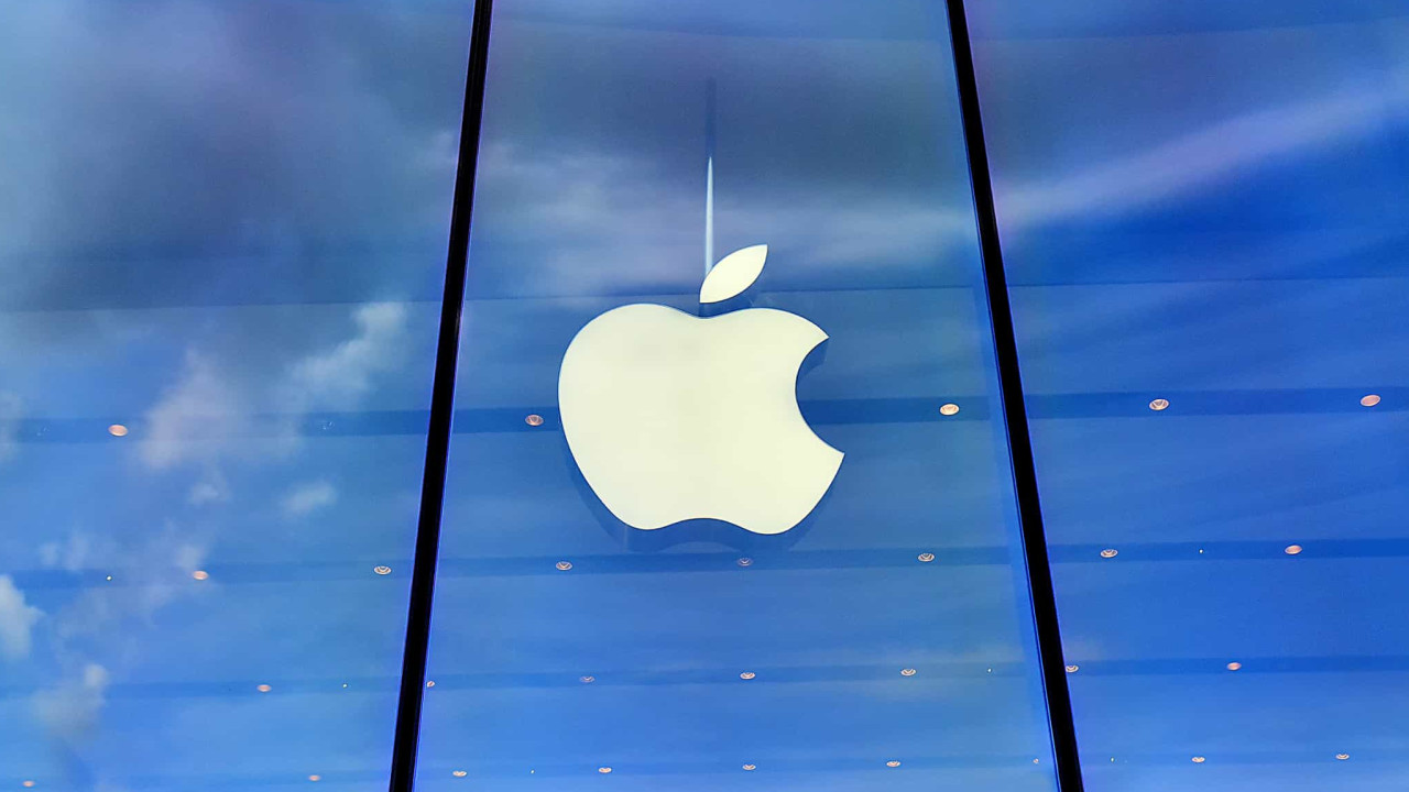 After abandoning self-driving cars, Apple wants to launch its own robot