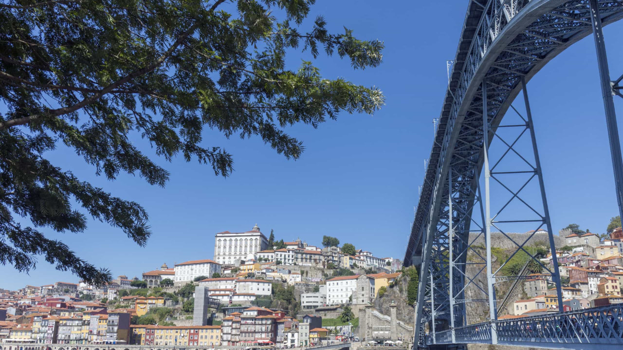 MP abriu três inquéritos para investigar ataques a imigrantes no Porto