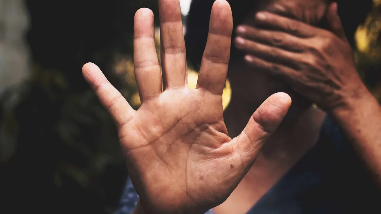 Homem é detido por agredir e ameaçar mulher de 52 anos em Valongo