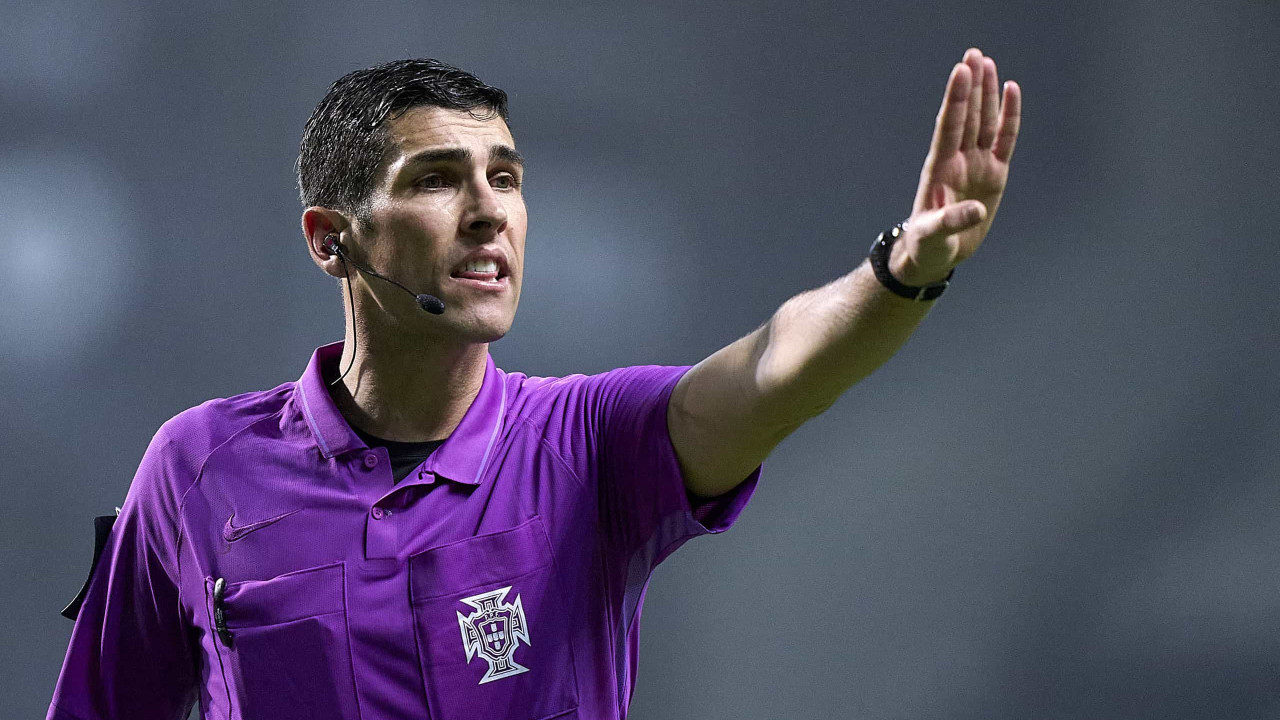 As equipas de arbitragem para os jogos da 20.ª jornada da I Liga