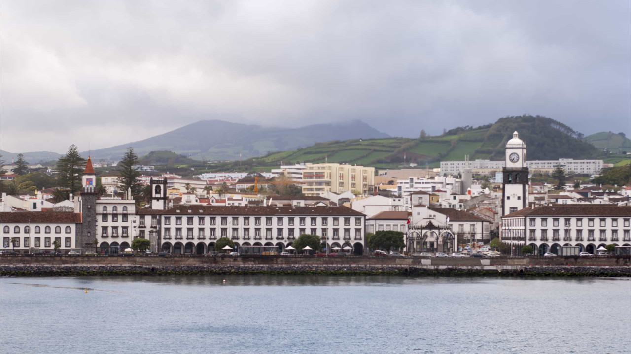 CDU quer combater descrédito com classe política nos Açores