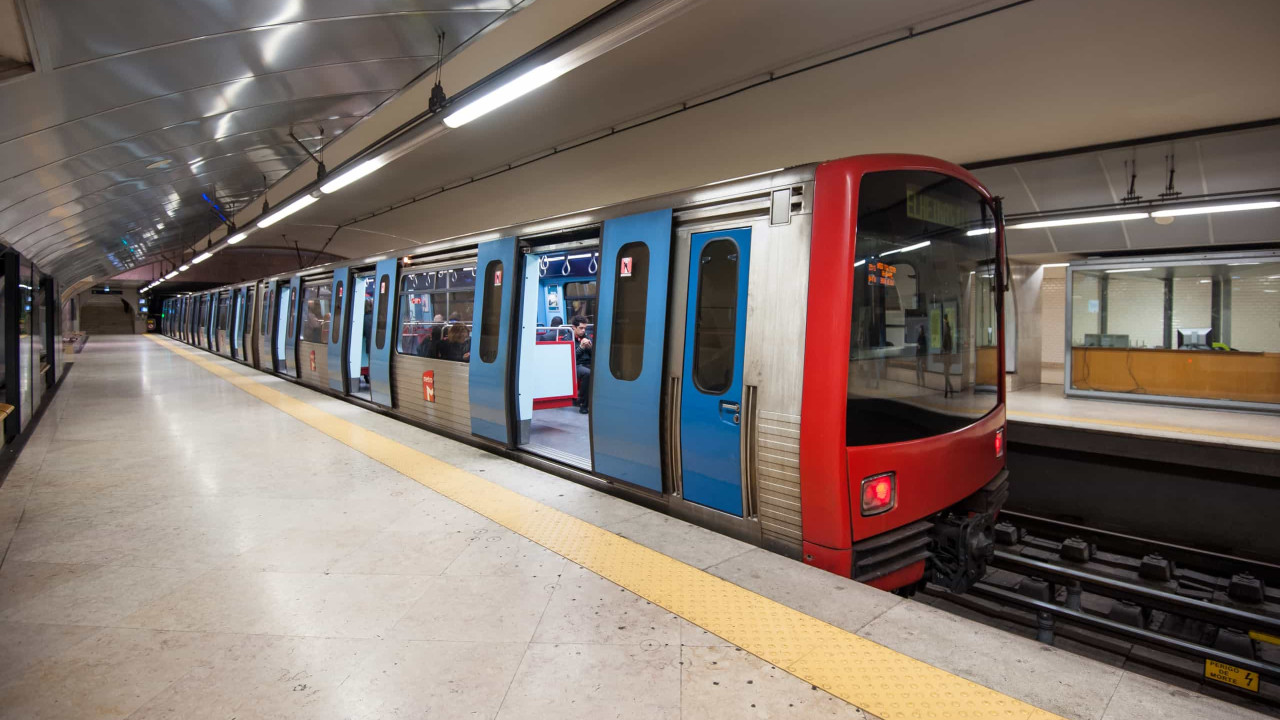 Circulação na linha Amarela do metro de Lisboa interrompida por avaria