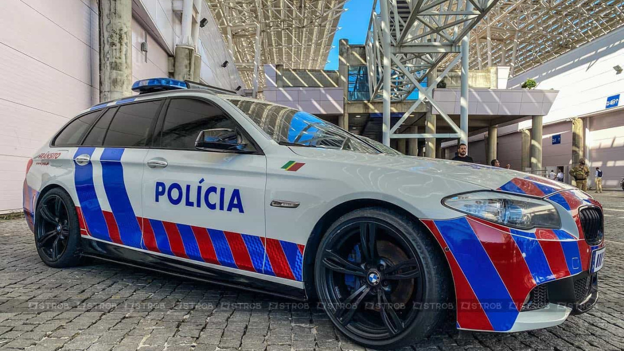 Comprar SOS carro policia portuguesa PSP Mercedes de Simba