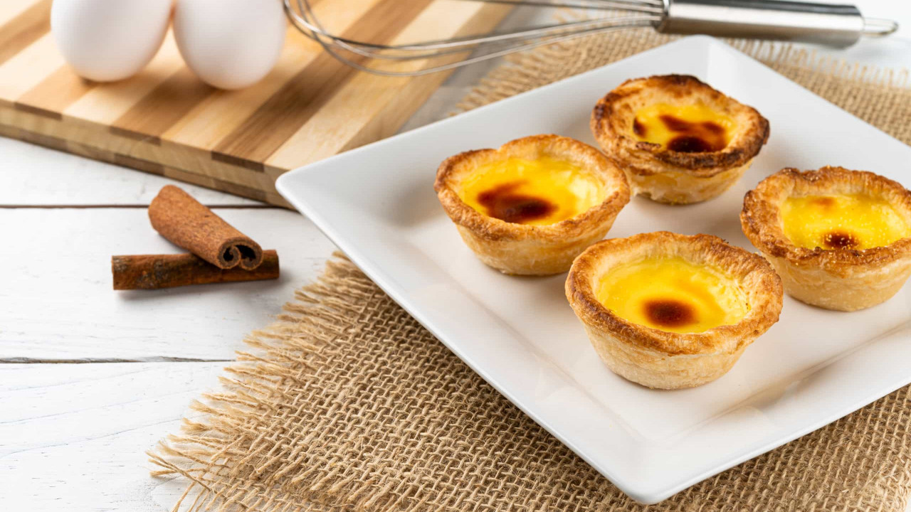 Tão, mas tão fácil! Receita gulosa de pastéis de nata e canela saudáveis