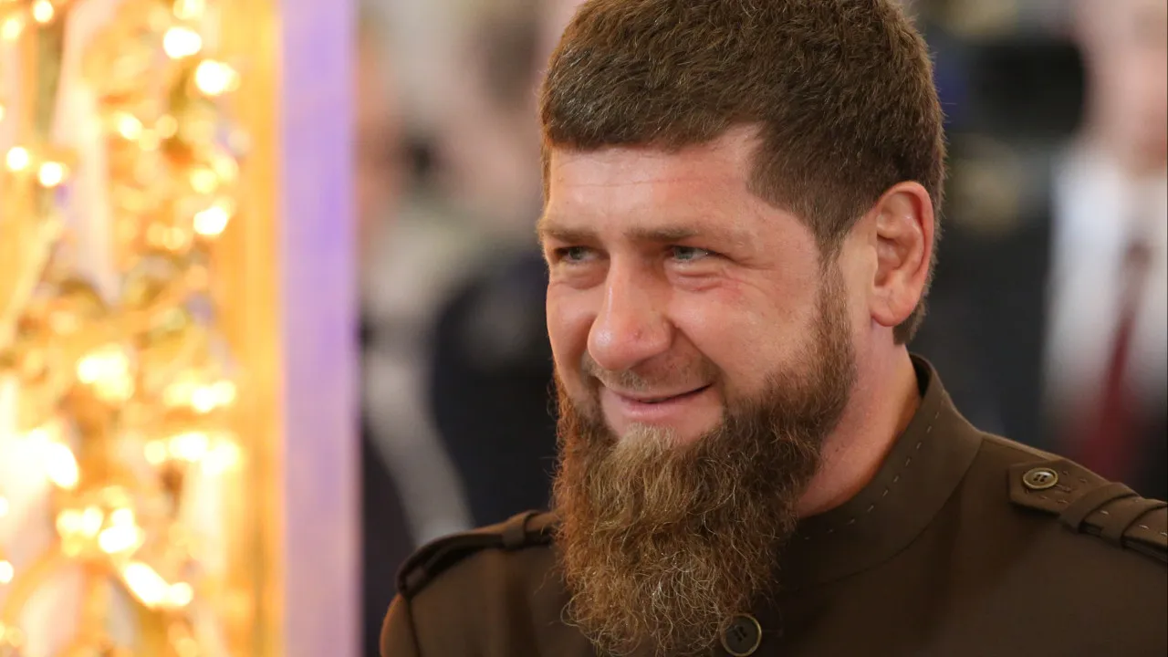 "Morderam-nos. Vamos destruí-los". Kadyrov promete vingança após ataque