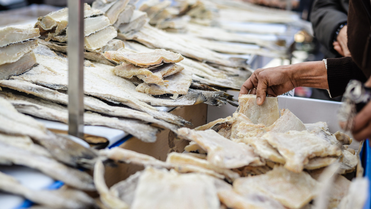 Cabaz de Natal. Preço do bacalhau já subiu 20% desde janeiro