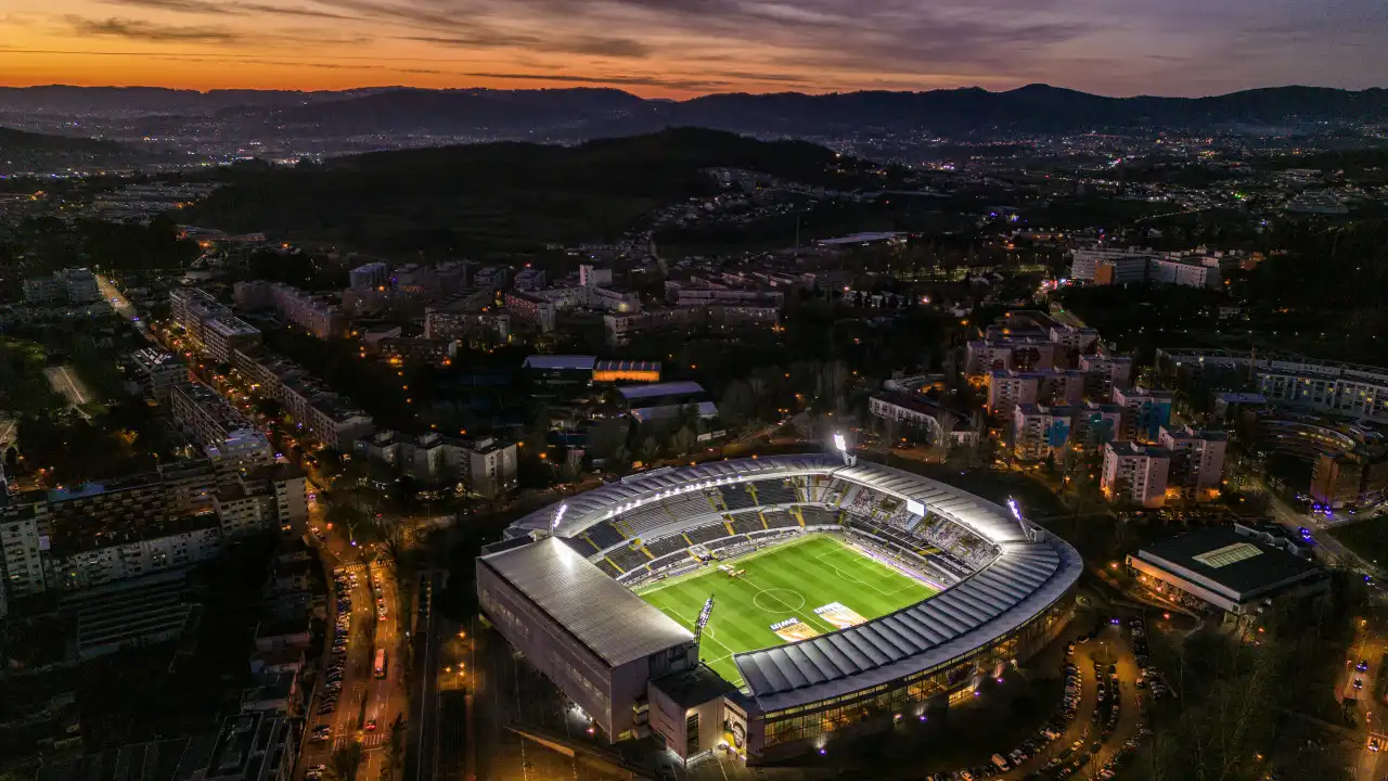 Vitória SC-FC Porto: Quem se junta ao Sporting no trono? Ou um ou nenhum