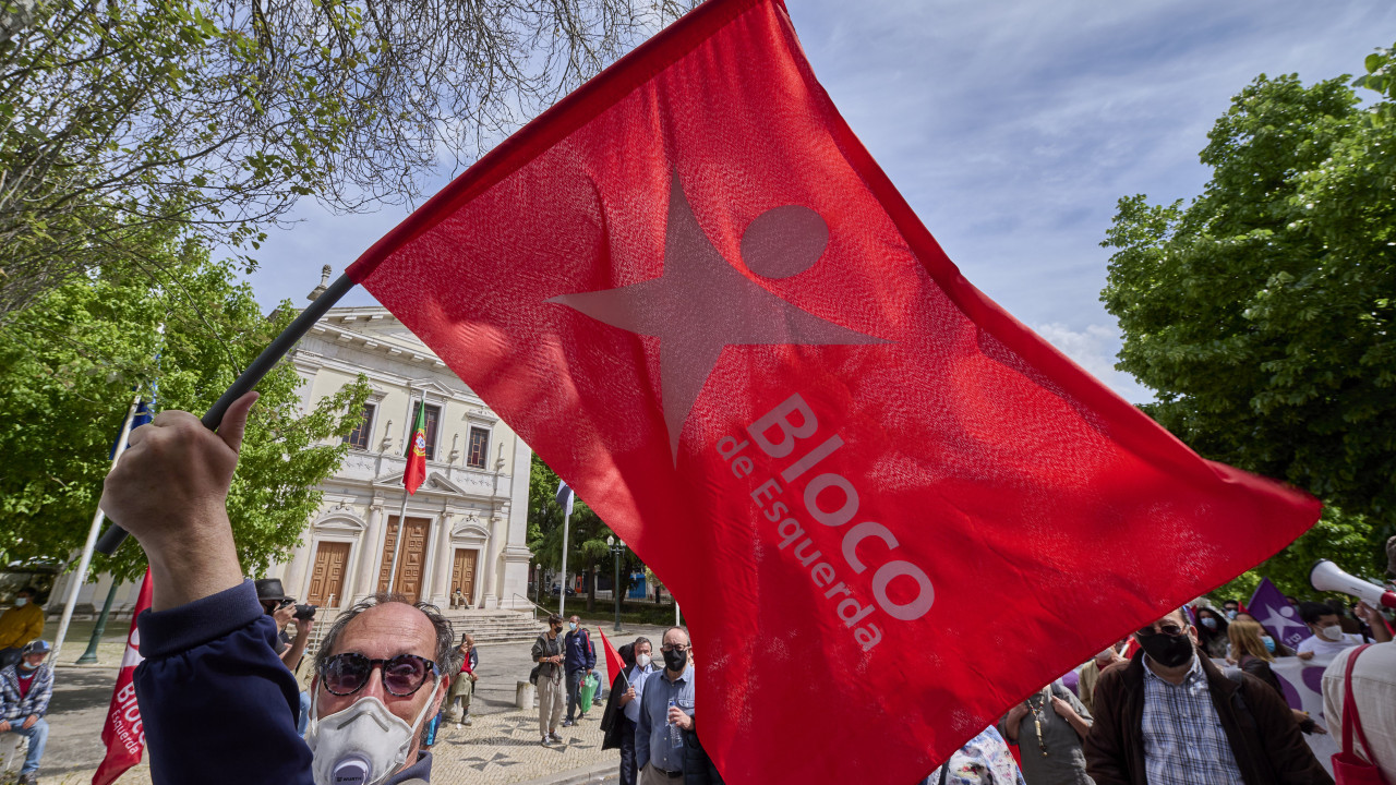 &quot;Lutas pela igualdade&quot;. BE elogia &quot;percurso artístico e cívico&quot; de Fausto