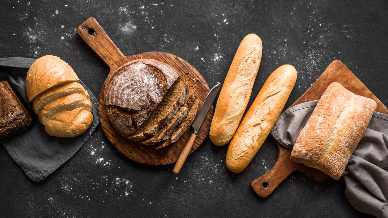 Eine Ernährungsberaterin erklärt, welche Brotsorte gesünder ist