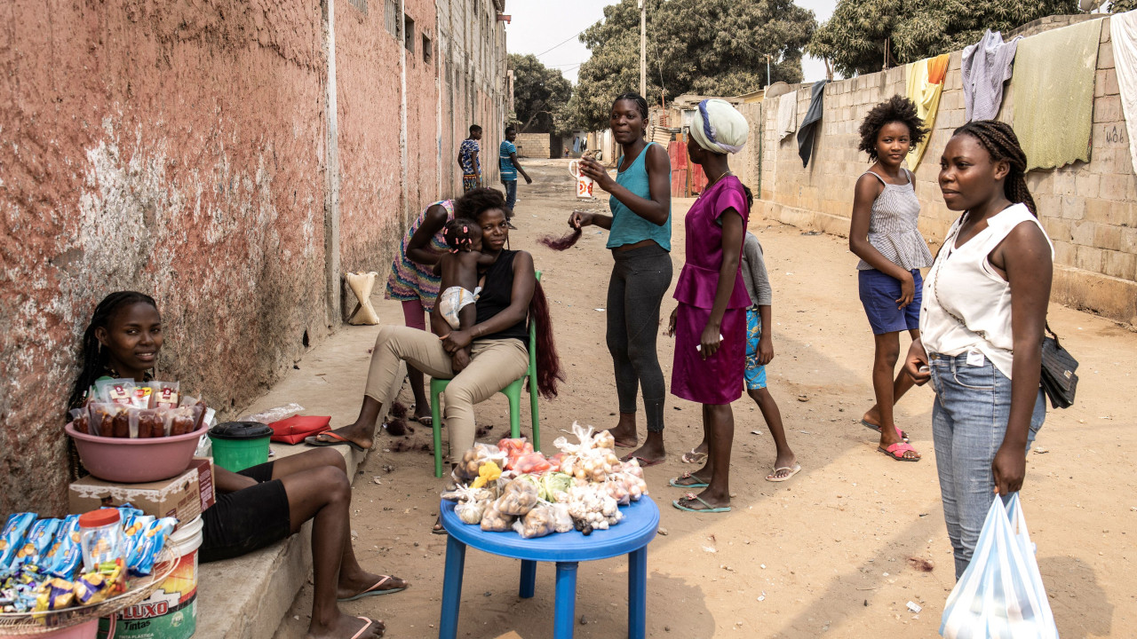 Inflación en Angola espera caer por debajo del 13% este año