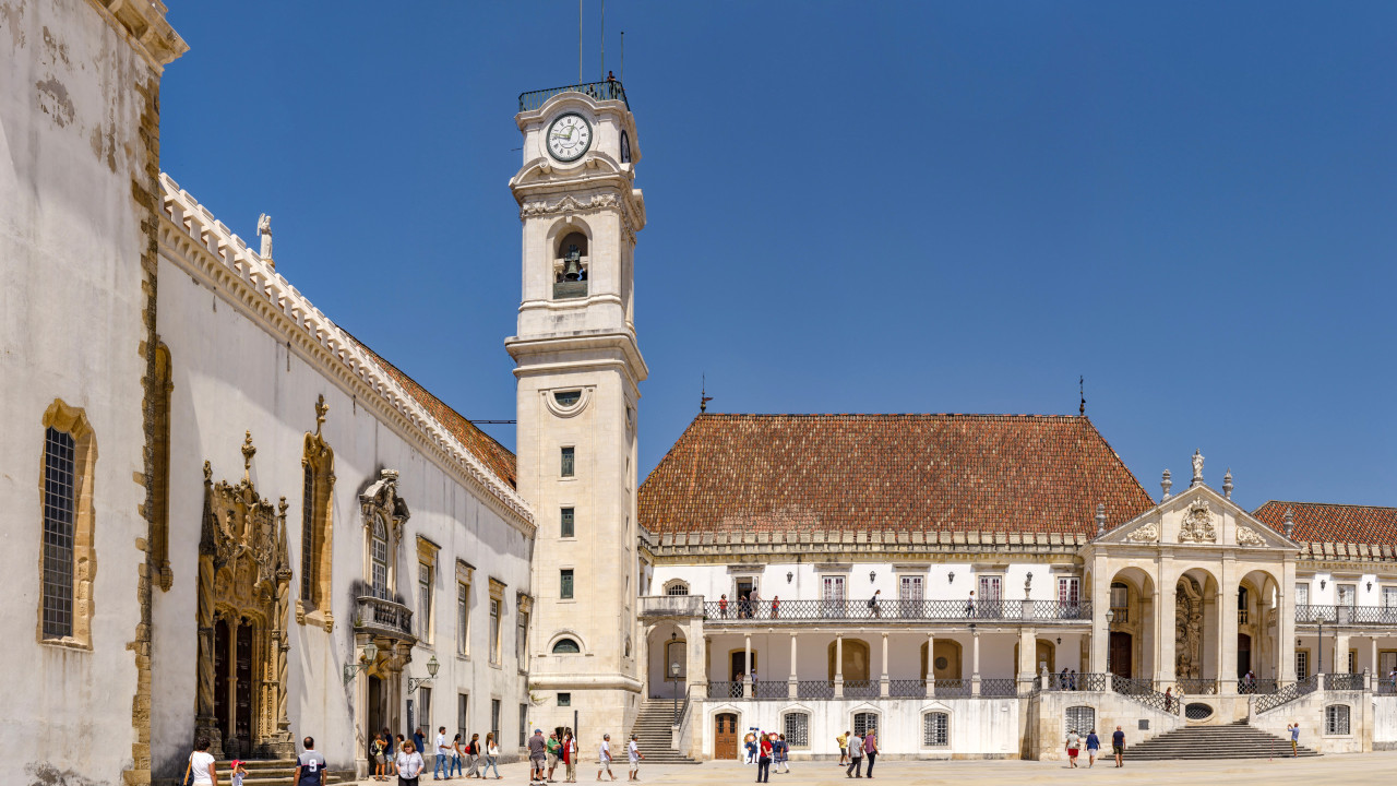 Biblioteca da UC lança livro-disco com música antiga da Semana Santa