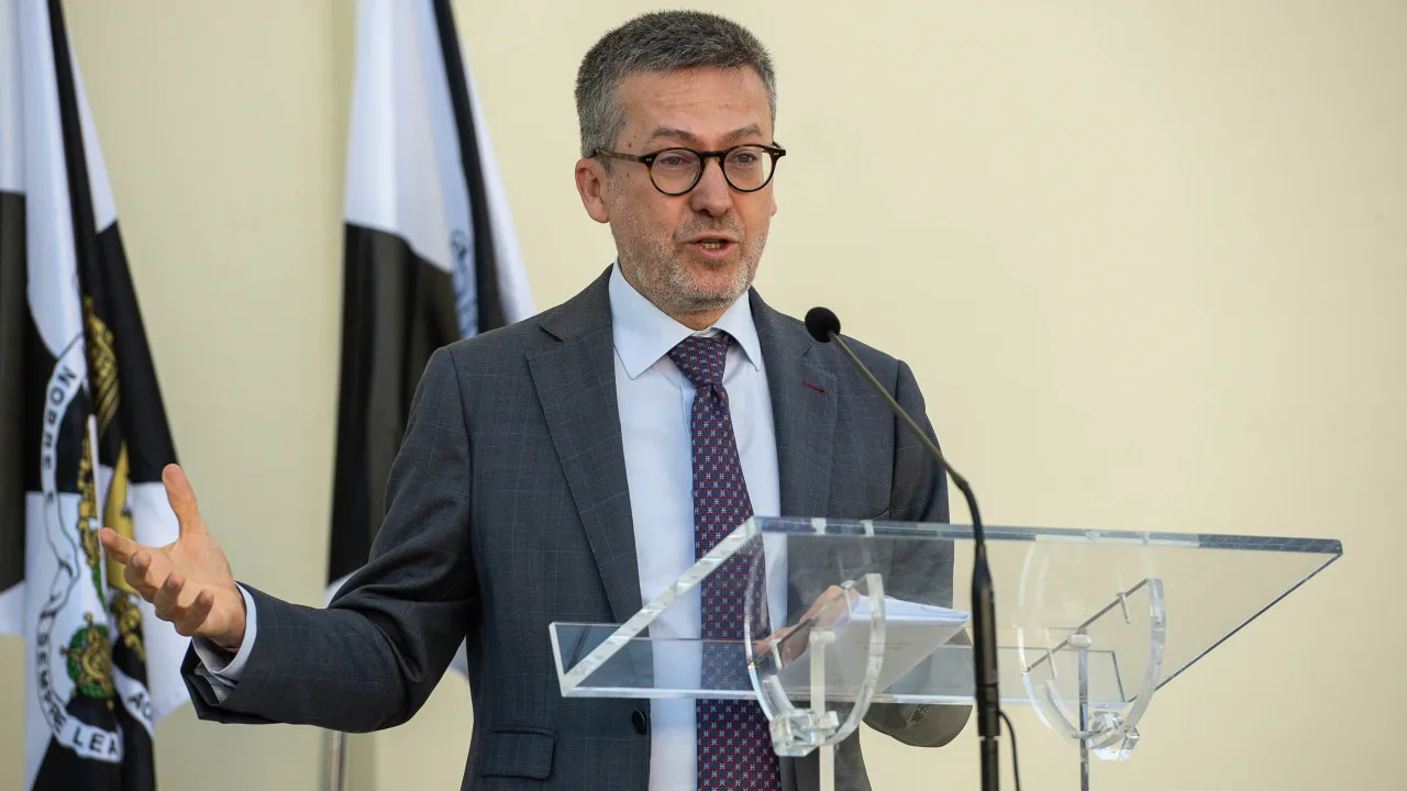 Projeto de centro intergeracional é para manter diz Carlos Moedas