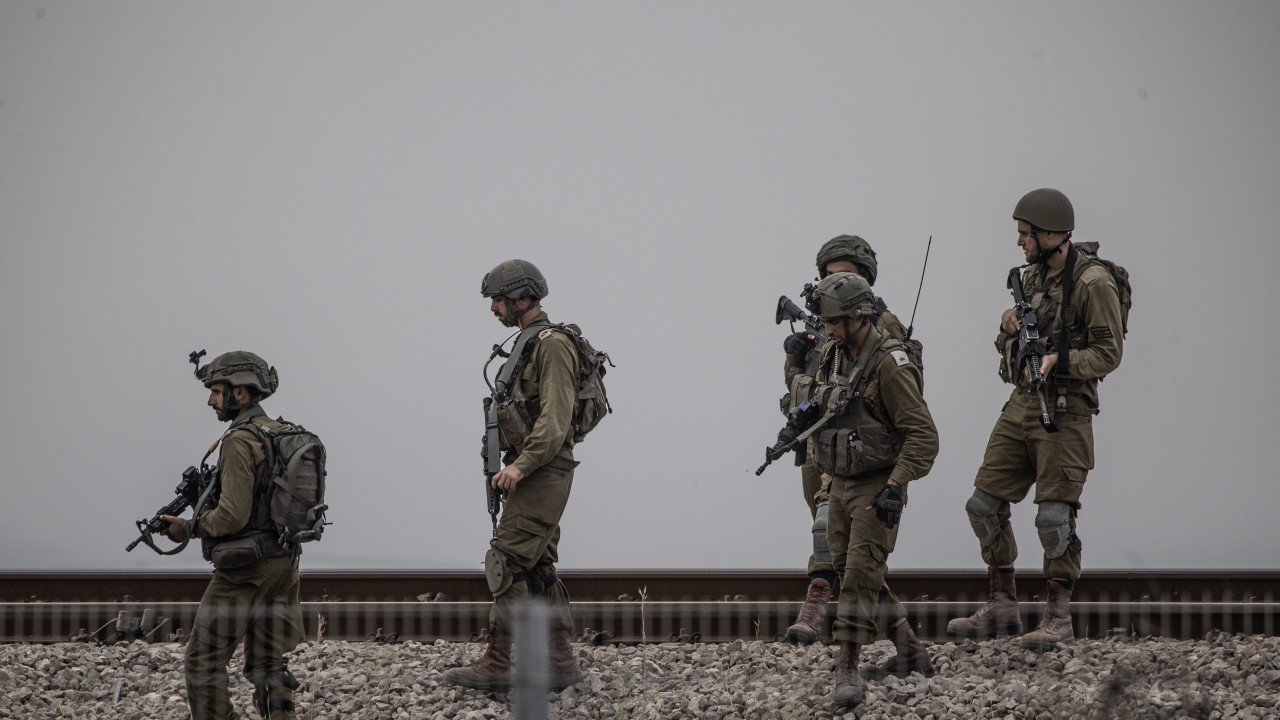 Israel ataca posto de exército sírio em resposta a projéteis