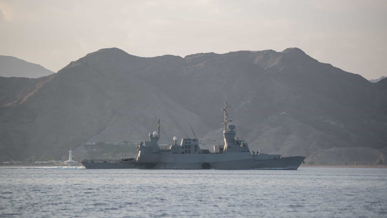 Três transportadoras marítimas japonesas estão a evitar o Mar Vermelho