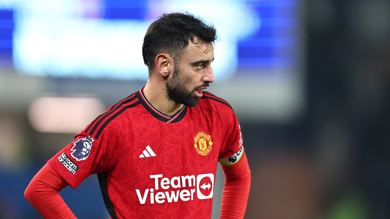 Bruno Fernandes identificado como una de las tres ‘serpientes’ del Manchester United