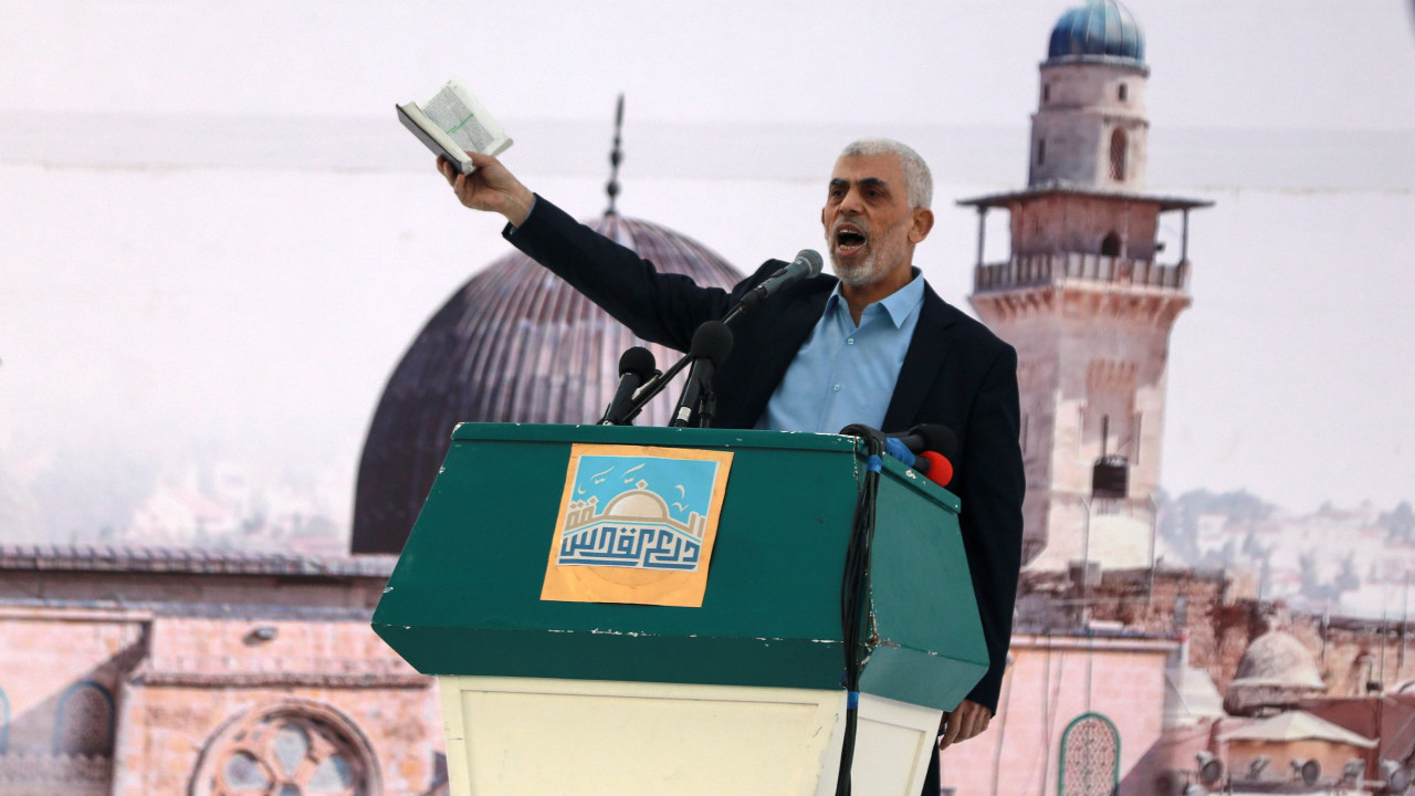 Quem é Yahya Sinwar, o pragmático líder do Hamas em fuga há 3 meses?