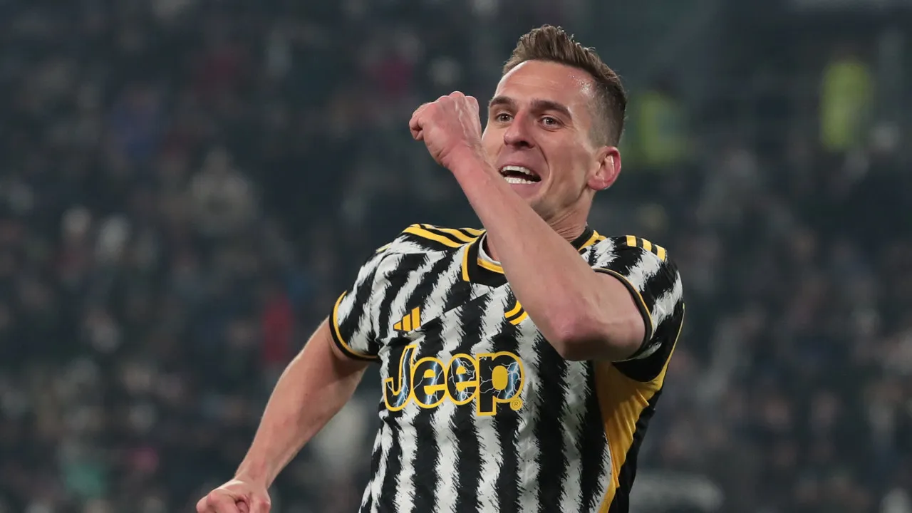 Arkadiusz Milik pode perder o resto da temporada após nova lesão