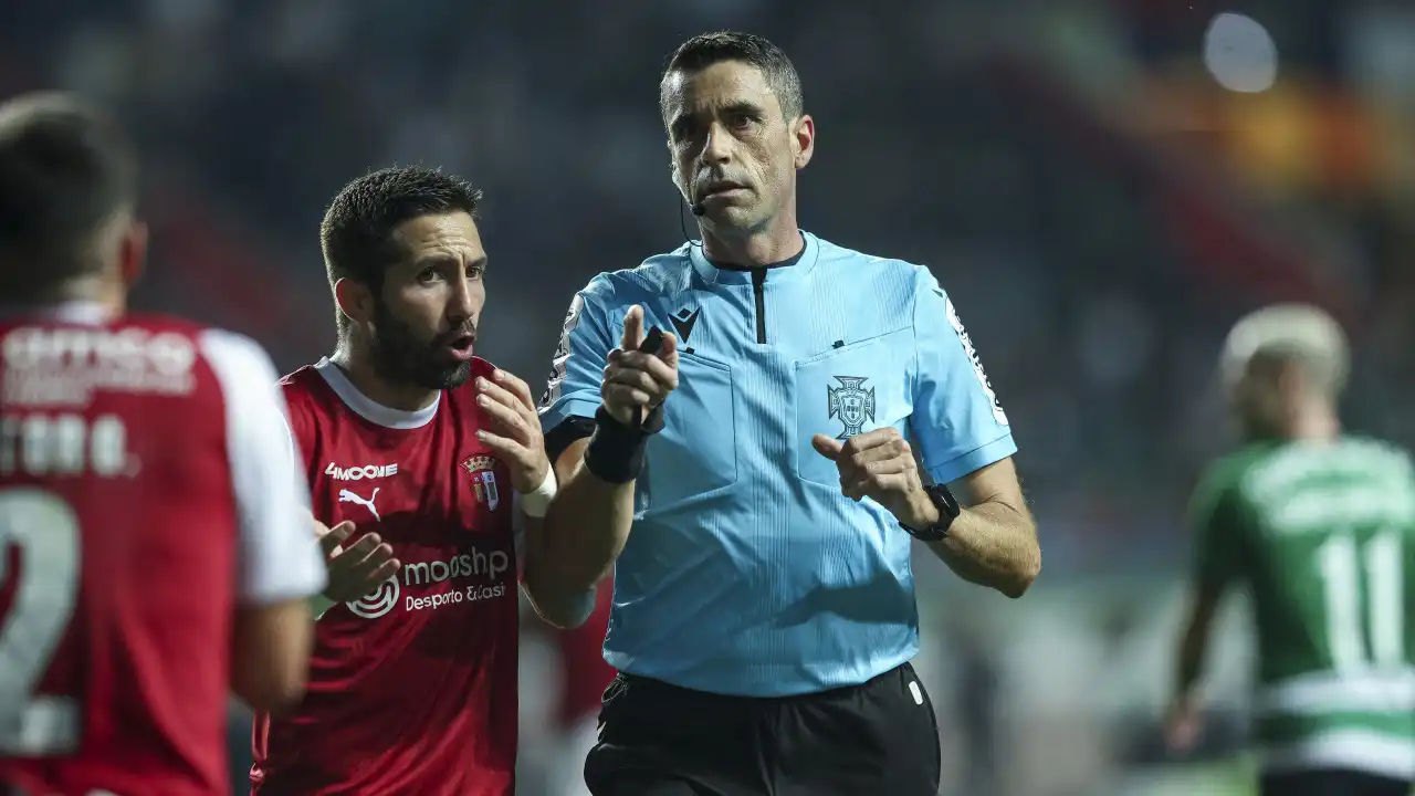 Oficial: Nuno Almeida termina a carreira de árbitro