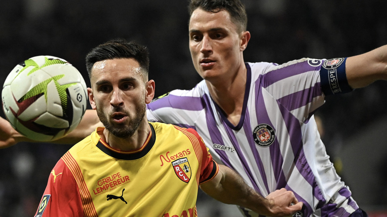 Português David Costa marca na vitória do Lens em Toulouse