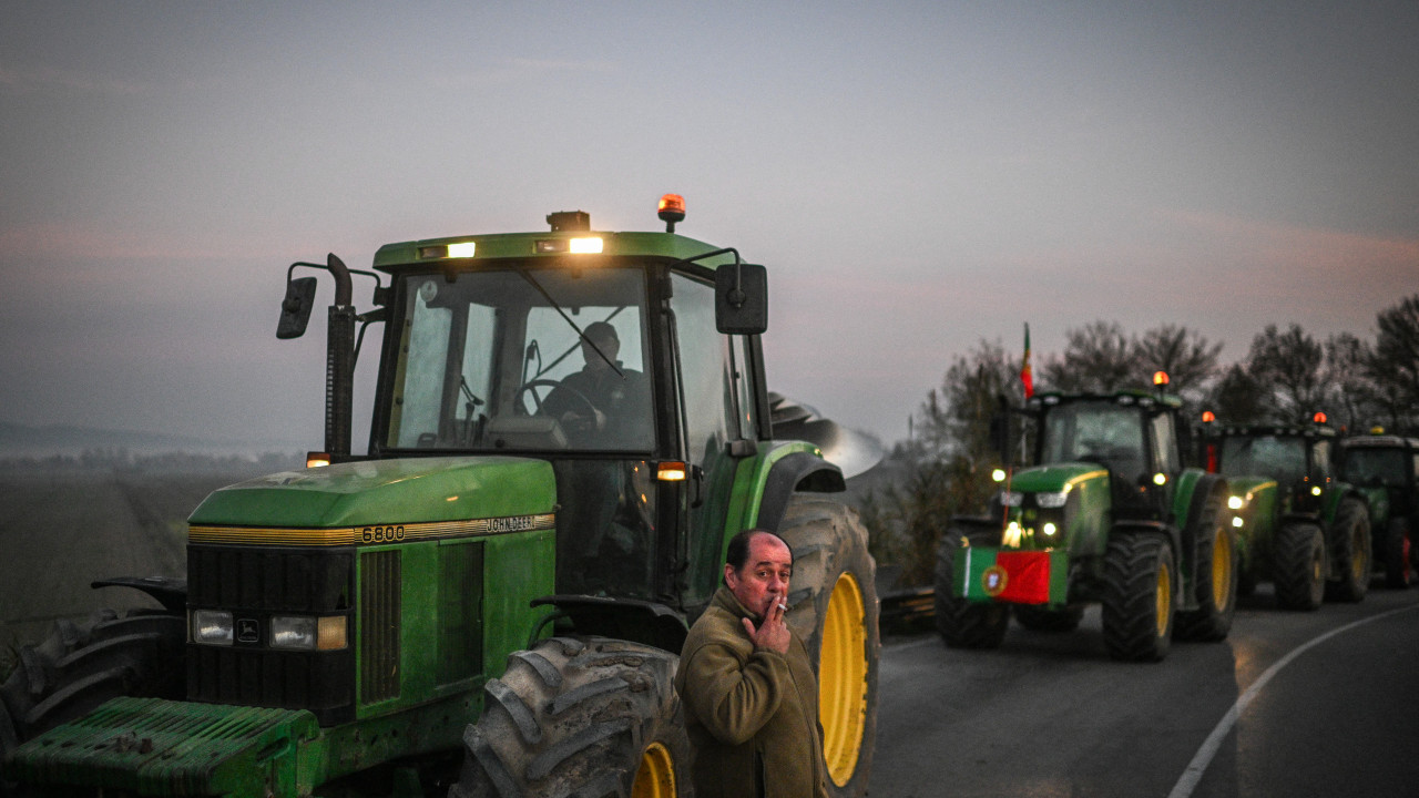 Agricultores. Acabou protesto que desviou trânsito em Vilar Formoso