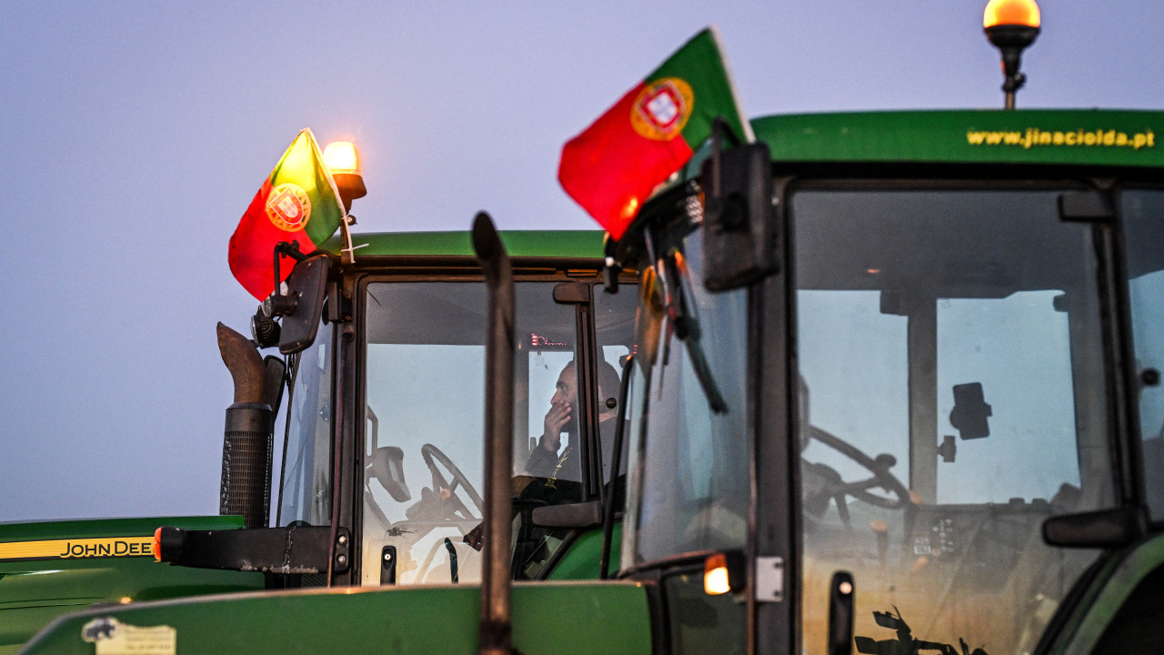 Portugal bloqueado. O protesto dos agricultores (de Norte a Sul) em fotos